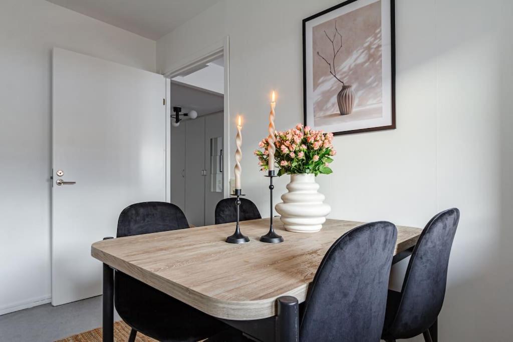 Affordable Studio In Trendy Sofo, Construction Work 스톡홀름 외부 사진