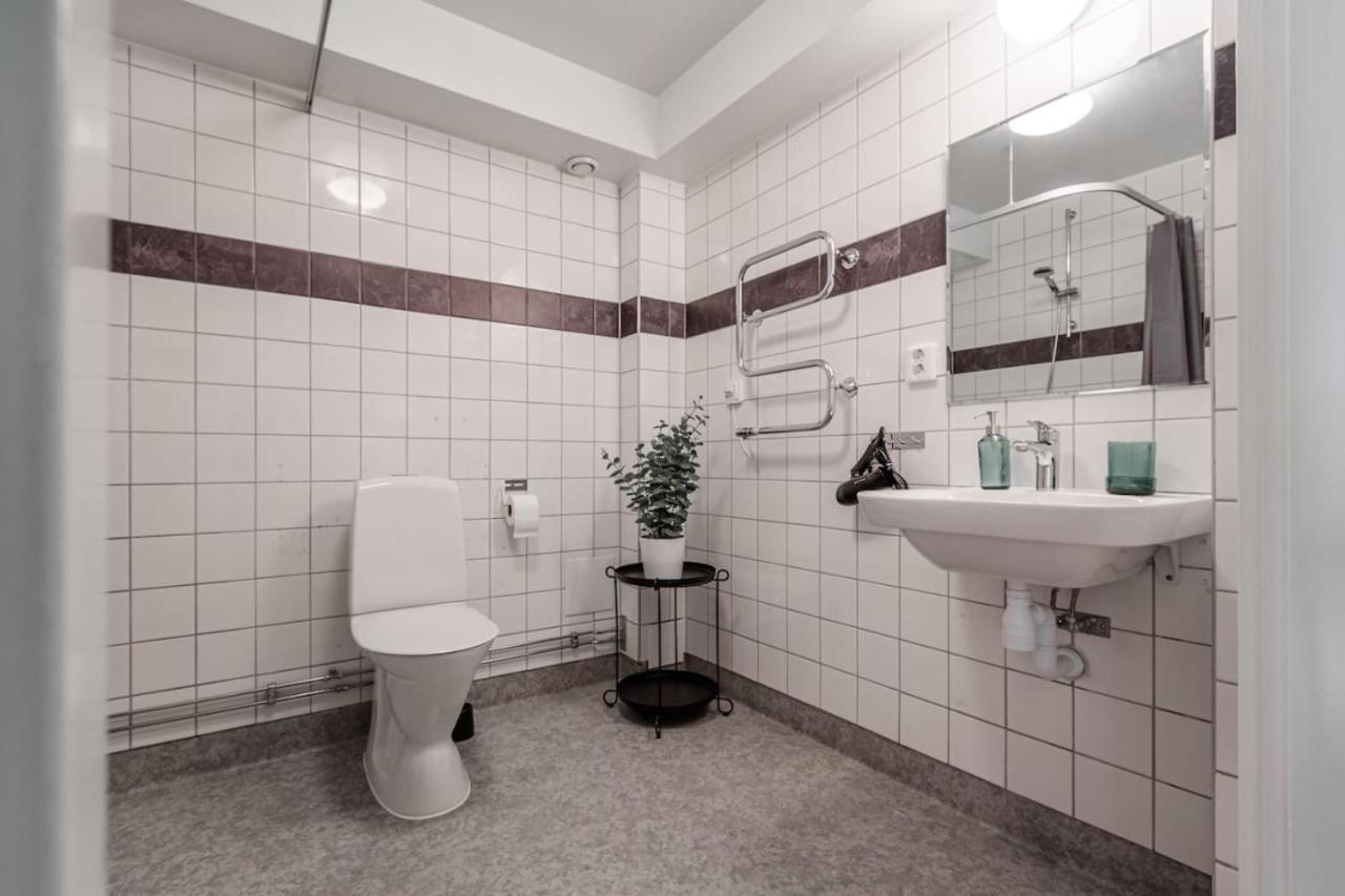 Affordable Studio In Trendy Sofo, Construction Work 스톡홀름 외부 사진