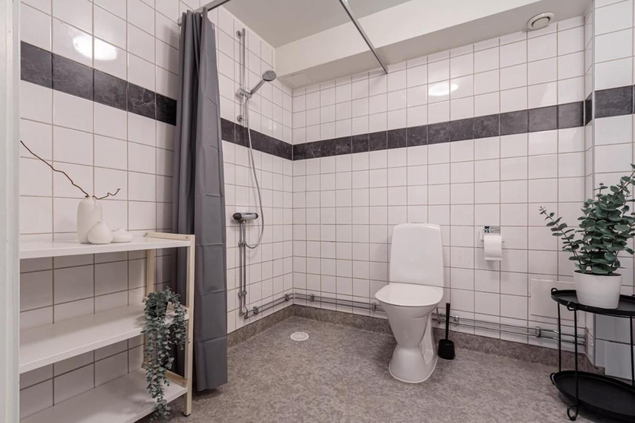 Affordable Studio In Trendy Sofo, Construction Work 스톡홀름 외부 사진